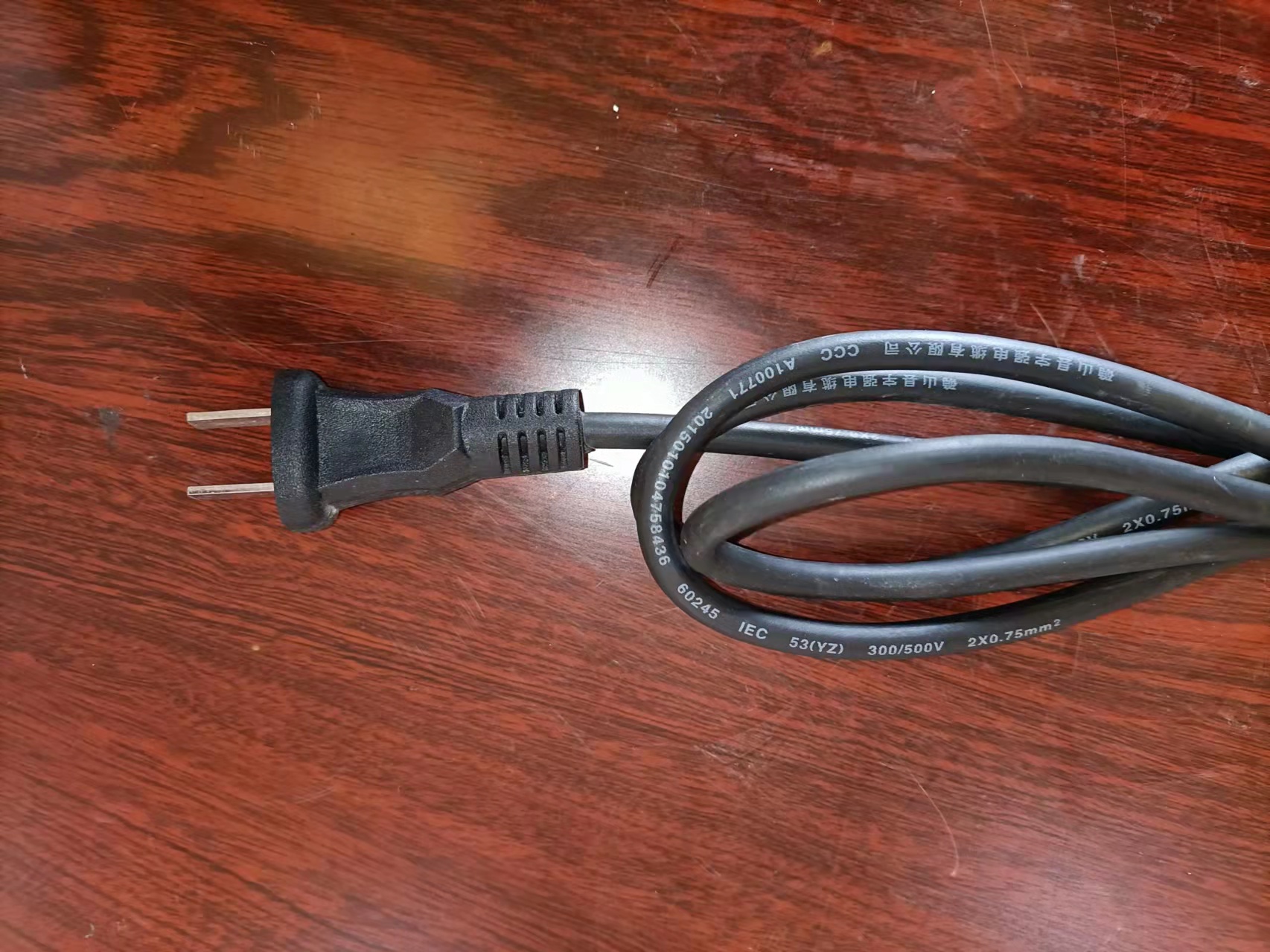 国标 扁插 配二芯0.75mm²-1.5mm²