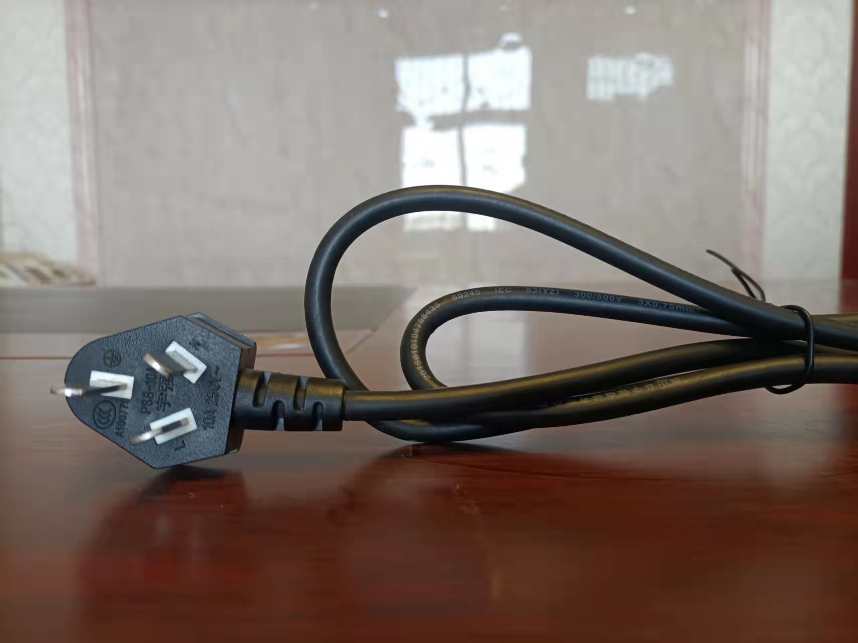 国标 蛇头插 配三芯0.75mm²-1.5mm²